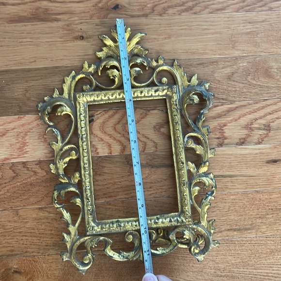 Ornate Frame - Picture 15 of 16